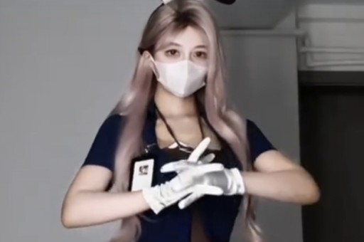 微博之夜座位空两小时流量明星耍大牌成笑话